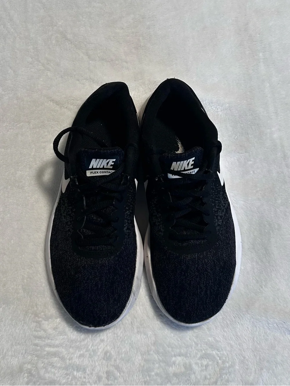 Nike Men’s Black and White Knit Training Sneakers
